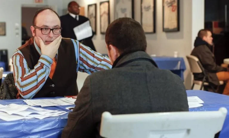 لماذا تُطرح نفس أسئلة المقابلات دائمًا؟