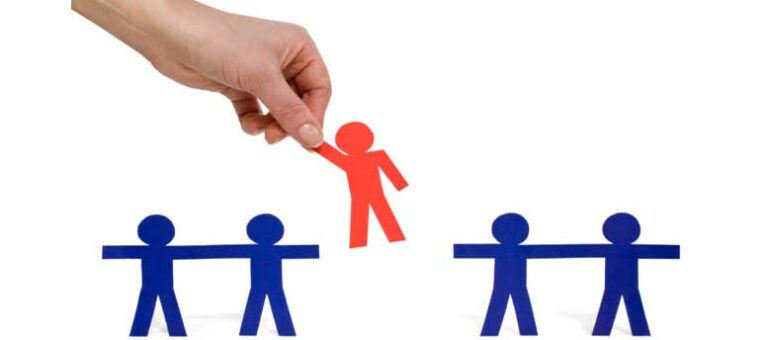 ما معنى «المرشح المناسب» في سوق العمل؟